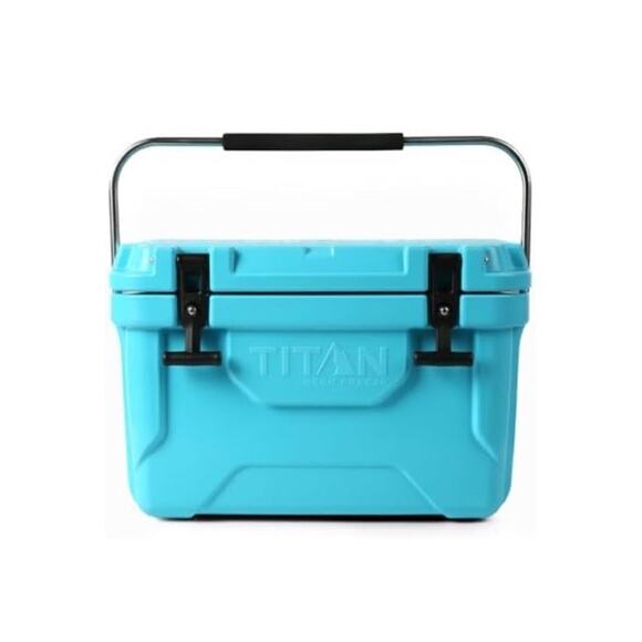 🔥Titan Hard Ice Chest Cooler with Microban Protection - 20 Quarts (30 Can)🔥 - Picture 1 of 7